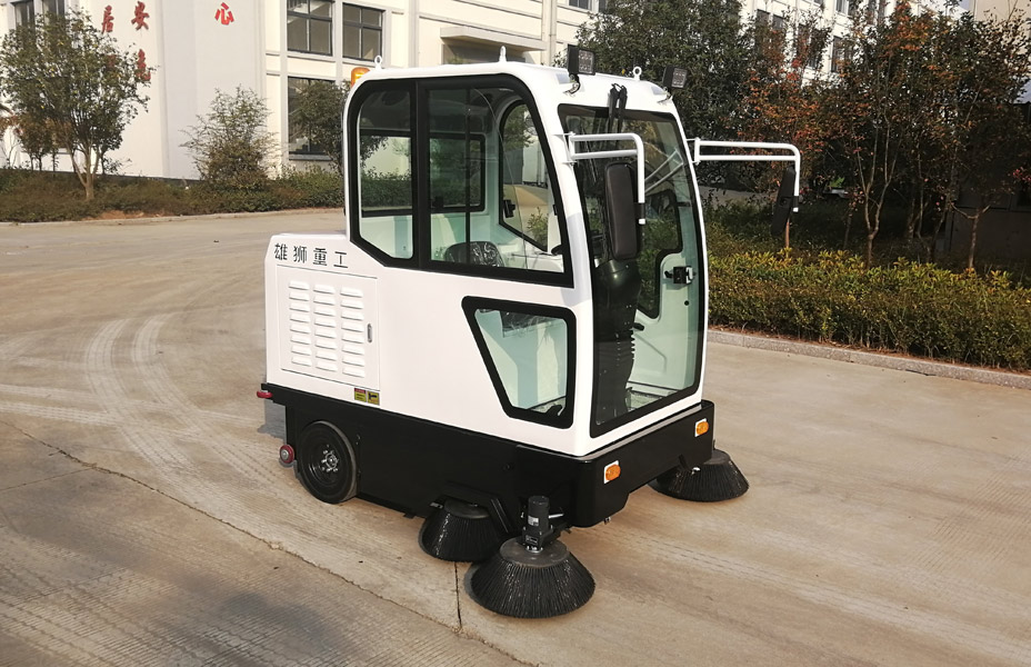 YTYH-1900電動掃路車